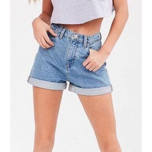 NWT Urban Outfitters BDG Rolled Mom High Rise Shorts Size 34 - Picture 1 of 9